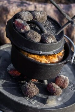 Petromax 1Quarts / 0.93 Liter Dutch Oven Met 3 Pootjes -The Bastard Winkel image 1269