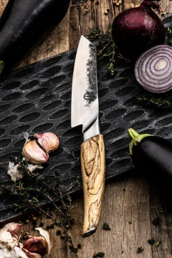 Katai Forged Santoku 14cm -The Bastard Winkel image 700