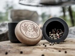 Petromax Gietijzeren Handvijzel -The Bastard Winkel image 914