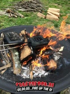 Rome Pie Iron Square Pie Iron -The Bastard Winkel image 920